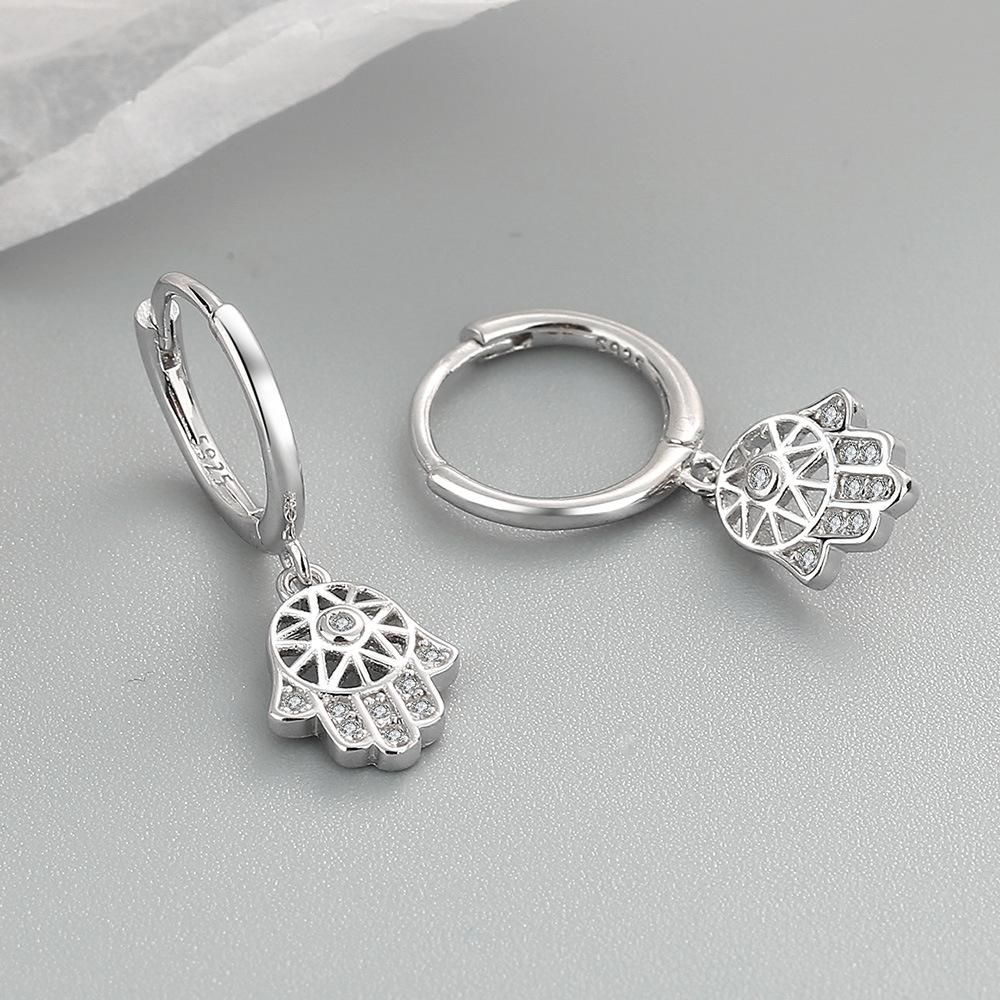 Fashionable Zircon Devil Hand Hoop Earrings For Women Versatile Ear Cuffs Stylish Jewelry