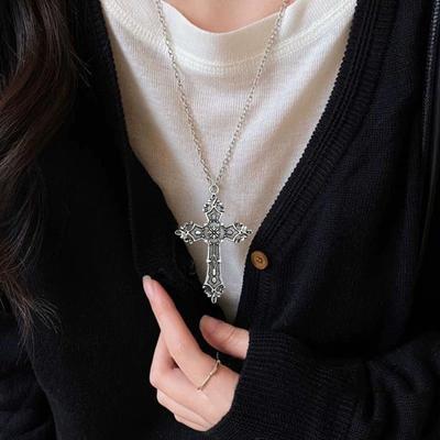 Vintage Necklace for Women Men Baroque Pendant Necklace Hypoallergenic Punk