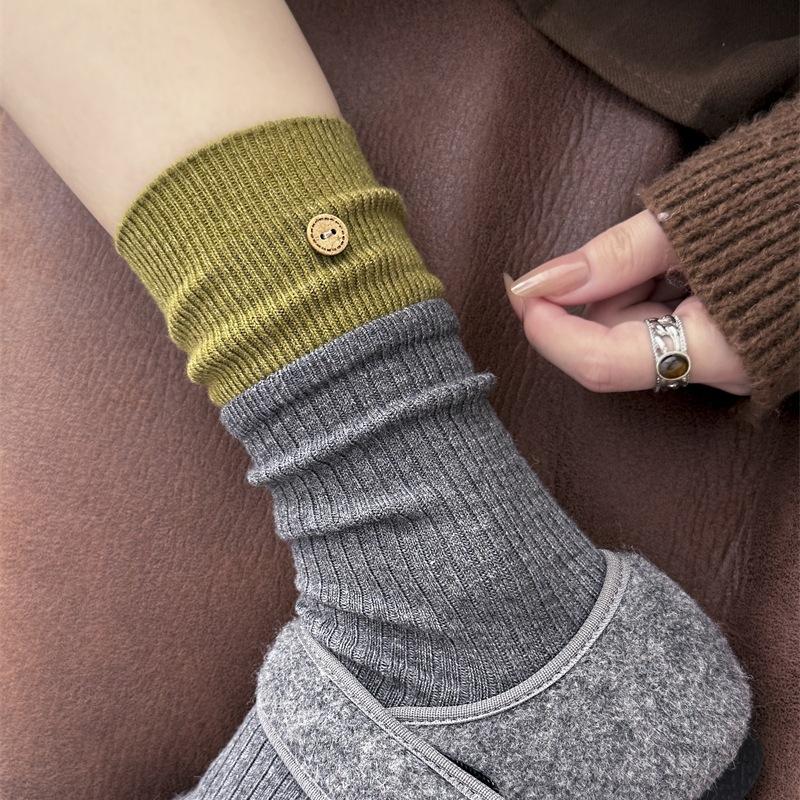 Retro Wooden Button Cashmere Socks Color Matching Medium Tube Socks Thermal Stockings Micro-Pressure Stacking Socks