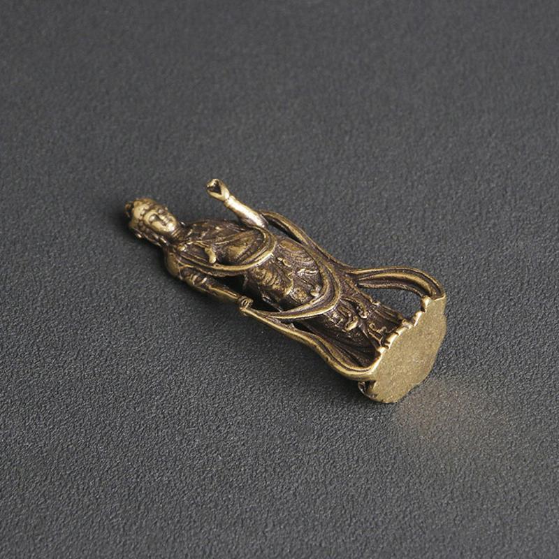 1Pc New Collectable Chinese Style Brass Carved Kwan-yin Guan Yin Buddha Exquisite Small Statues Home Decoration Knickknacks