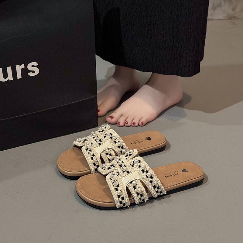 Fashion New Style Popular Women's Fashionable Casual Flat Sandals Versatile Outdoor Wear Flat Slippers for Wearing Outside Zapatos Mujer