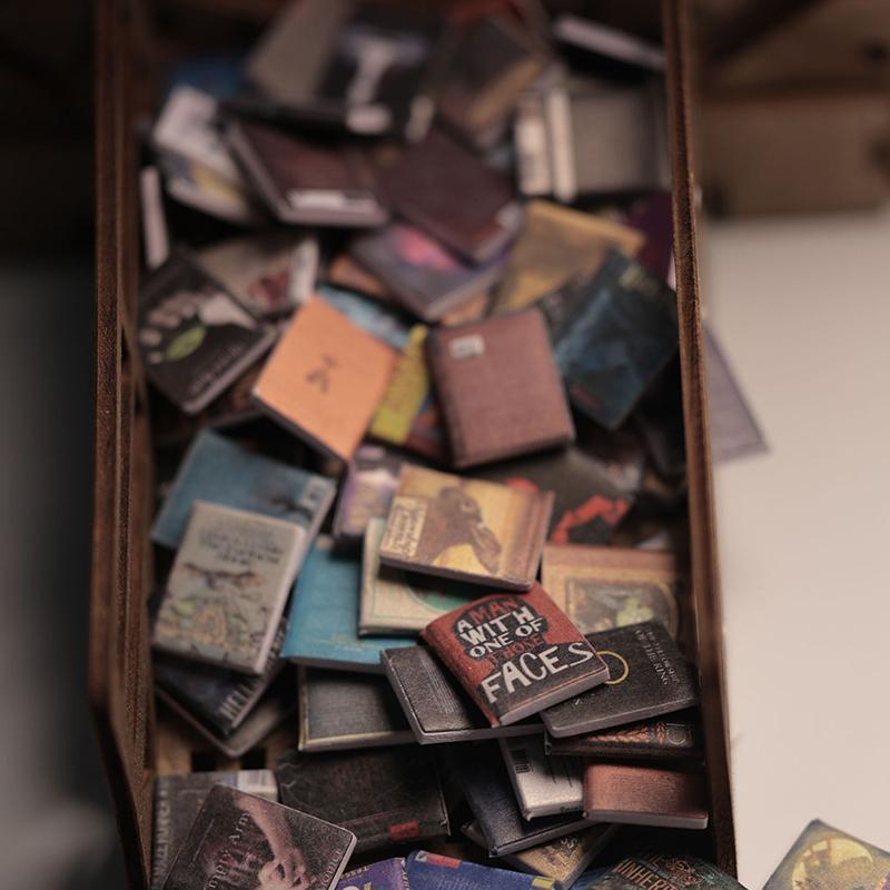 200Pcs Miniatures Doll House Books Anxiety Bookshelf Accessories Mini Books Accessories For Decoration Dolls House Miniature