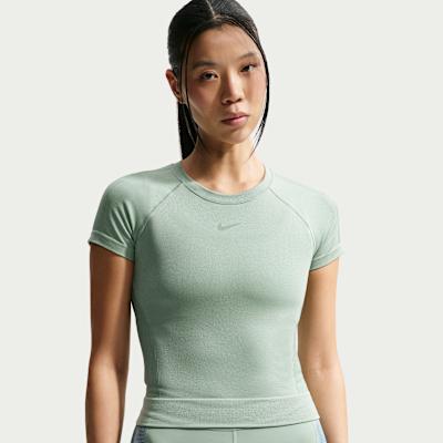Nike Pro Seamless Women s Dri-FIT T-Shirt S