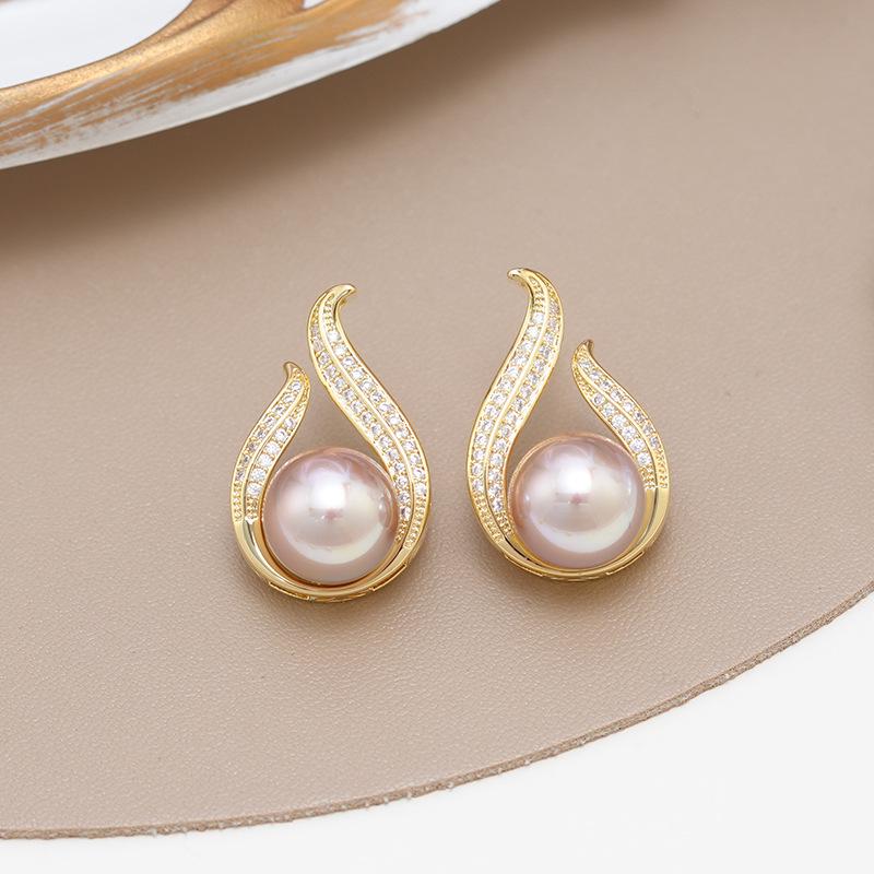 Cercei Flacără cu Perle cu Zirconiu de Înaltă Calitate 2024: Lux ușor pentru socialitul elegant