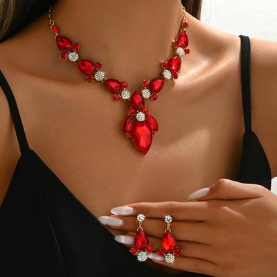 Alloy Electroplating Exaggerated Temperament Necklace Earrings Two-Piece Jewelry Set