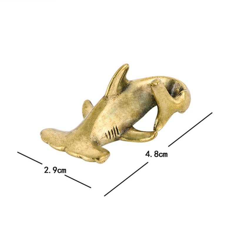 

Латунные фигурки акул Миниатюры Украшения для дома Украшения для рабочего стола Медная статуэтка животного Ремесло Декор Аксессуары Ретро Подвеска