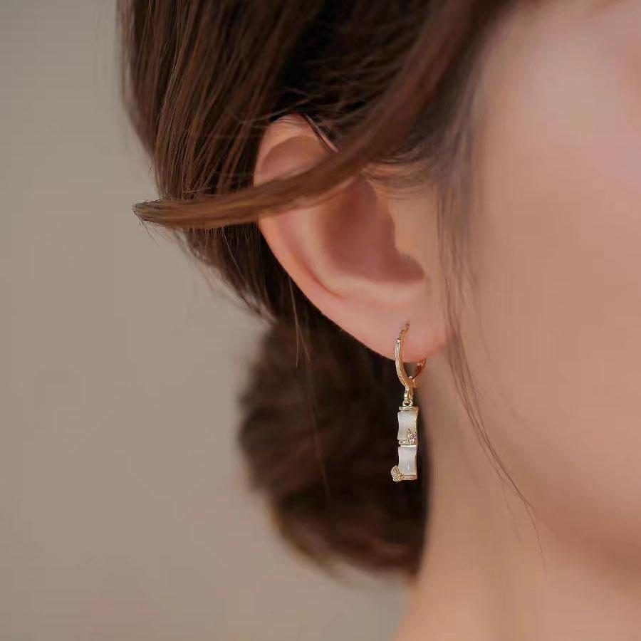 Elegant Bamboo Joint Cat's Eye Earrings: Chic, Versatile Design for Women