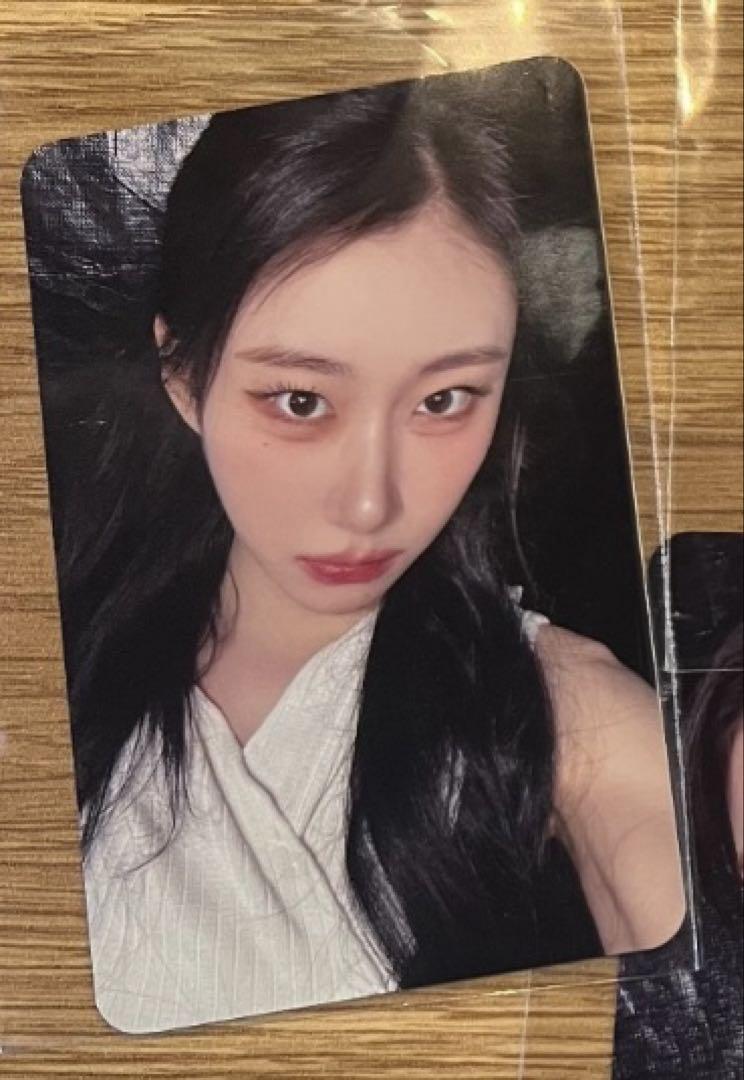 

[USED] ITZY Chaeryeong GWBG Pop-Up Purchase Exclusive Trading Card