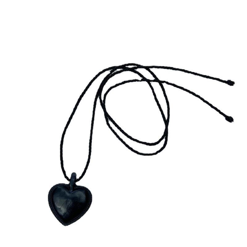 Spade Heart Leather Hemp Rope Necklace: Adjustable, Stylish Collarbone Chain