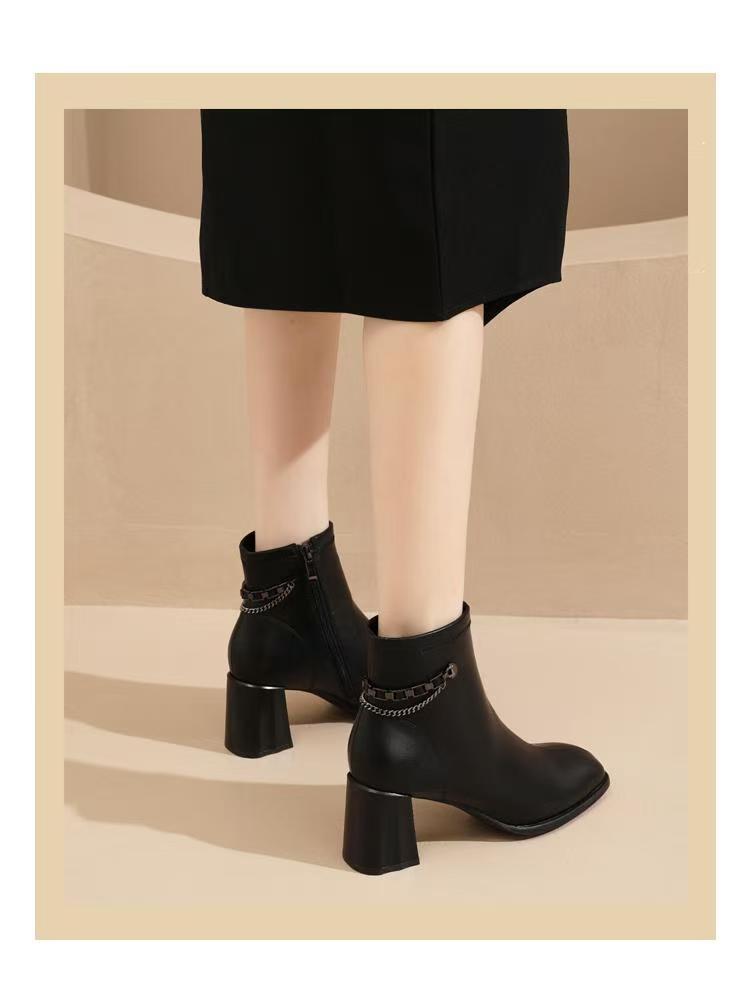 2025 Women's French Autumn/Winter Square Toe Chunky Heel High Heel Boots - Fashionable and Versatile British Style