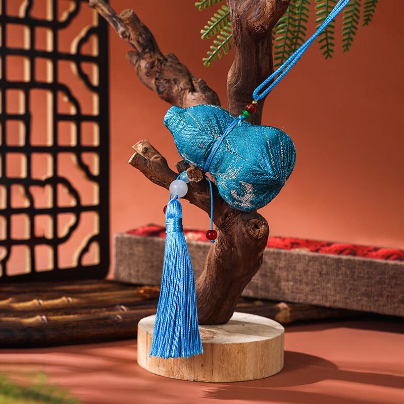 Auspicious Hand-sewn Gourd Sachet