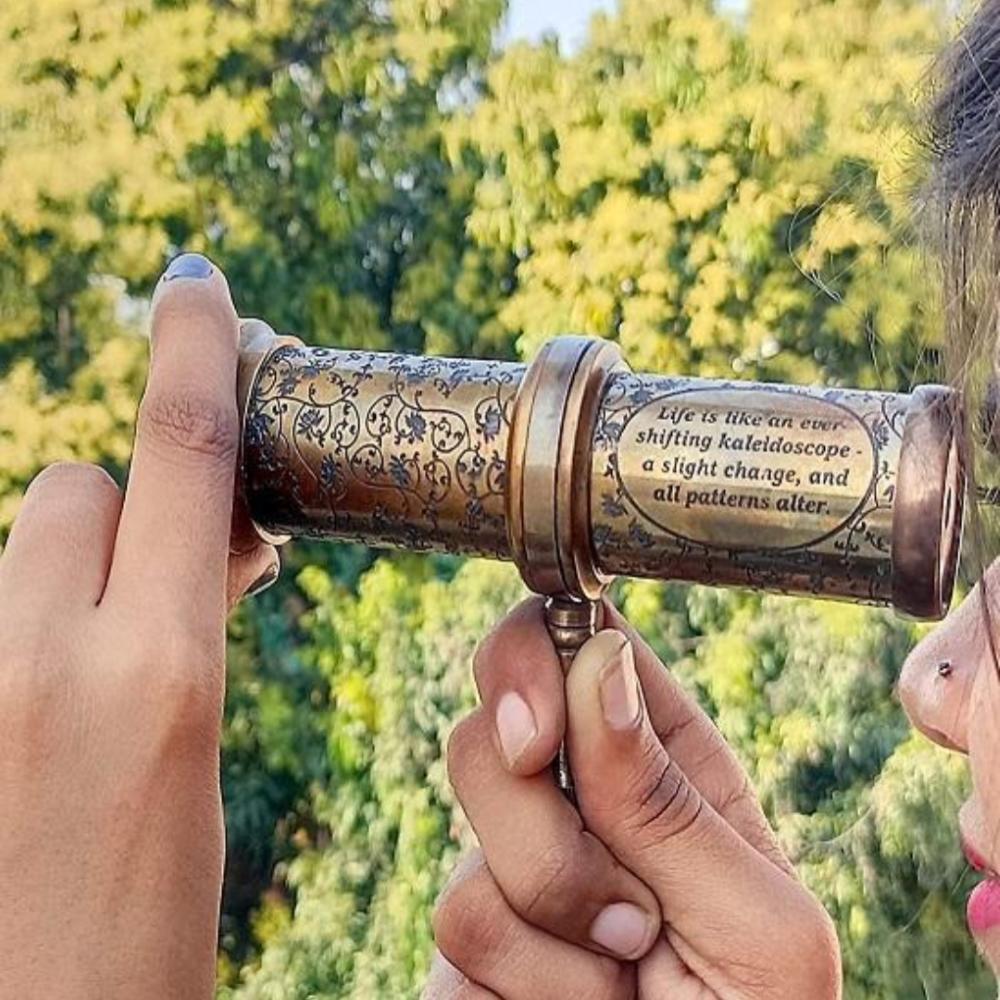 Antique Hand-Carved Brass Twist Kaleidoscope - Vintage Look with Brass Handle, 13.97 Cm