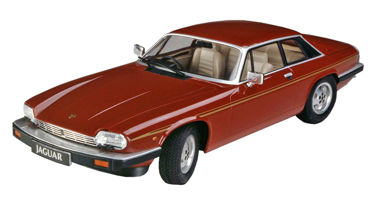 

Hasegawa Jaguar V12 plastic model 20321 1/24 XJ-S