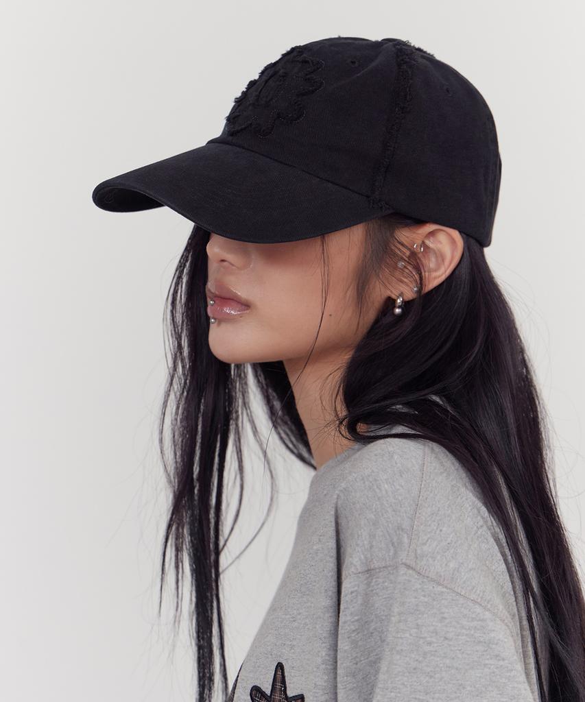 Tonilolenseu Applique Symbol Logo Ball Cap Black