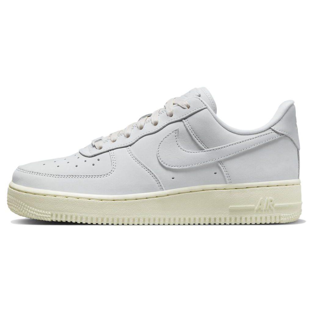 Nike Air Force 1 Low Summit