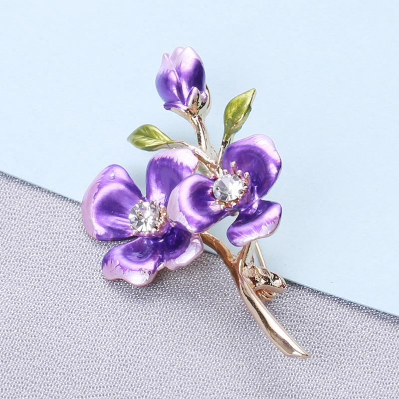 Retro Colors Plum Brooches Pin Alloy Metal Collar For Girls Flower Brooches Woman Mother Day Souvenir GiftRetro Jewelry