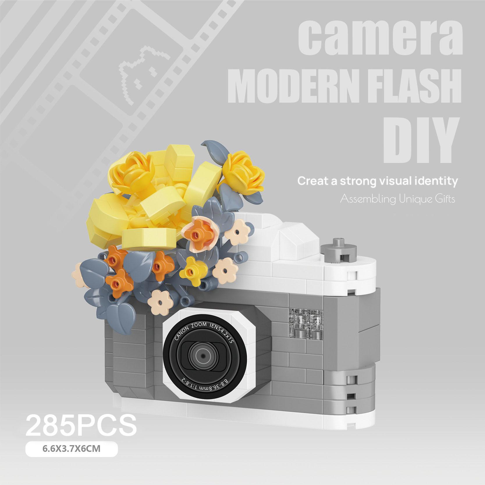 

Camera Building Blocks With LEGO