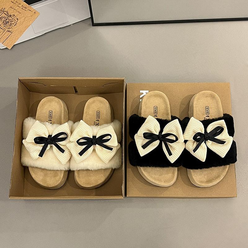 Retro Comfortable Girls Flat-bottomed Fluffy Slippers Autumn Cartoon Cute Warm Casual One-footed Thick-soled Cotton Slippers