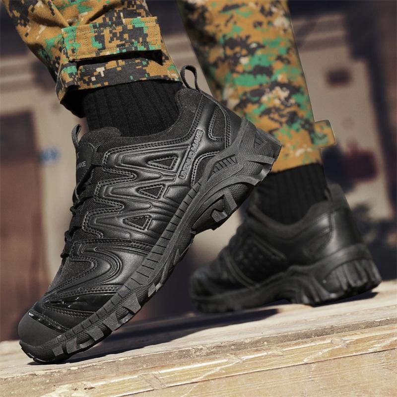 Men Hiking Shoes Anti-slip Low-top Tactical Boots Men's Casual Lace-up Durable Breathable Flat Casual Sports Shoes