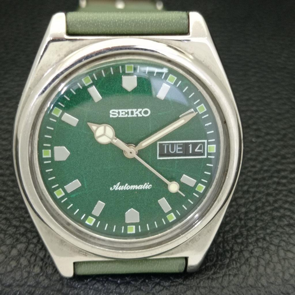 AUTOMATIC 7S36A VINTAGE SEIKO JAPAN MENS GREEN COLOR DIAL WATCH A701546-5