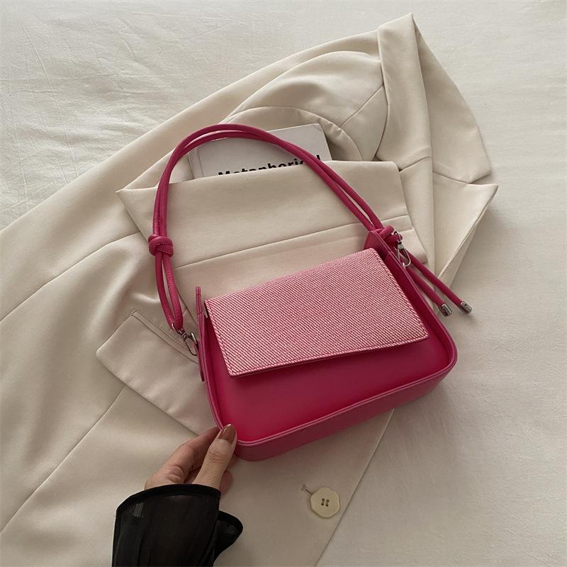 Beautiful casual small square bag fashionable niche women's summer new portable personalized bag casual armpit bag