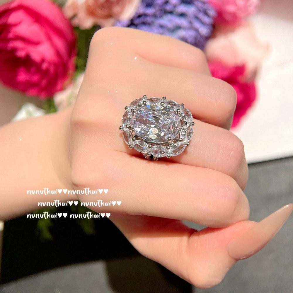 Beauty Is On The Tip Of The Heart, Bright Egg-Shaped Gemstone Necklace, Rich Family Daughter Gold, 18K Gold-Plated Crown Zircon Ring.