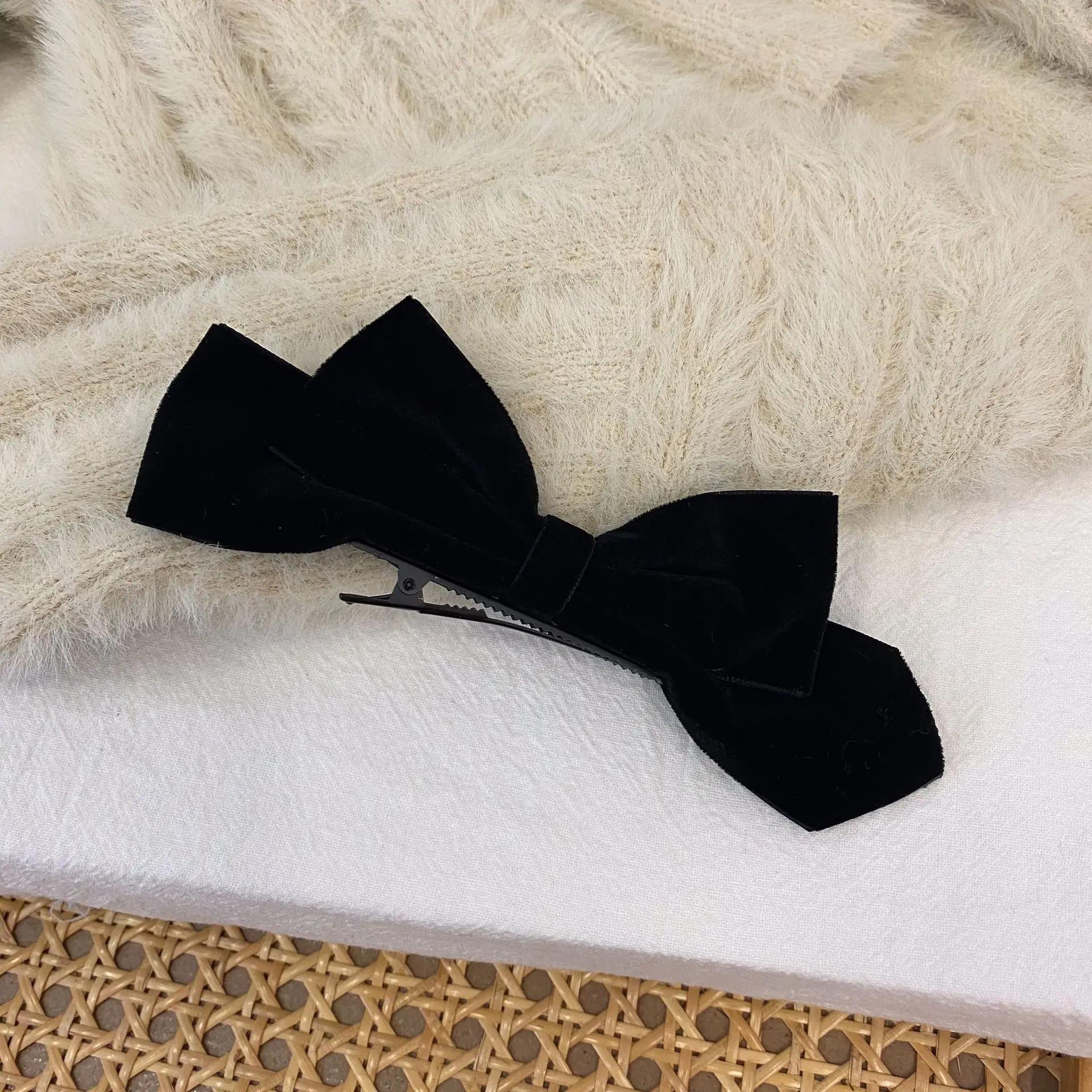 

Бархатный красный черный бант заколка-утконос милые девушки челка головной убор женский женский темперамент заколки сломанные зажимы для укладки волос чёрный