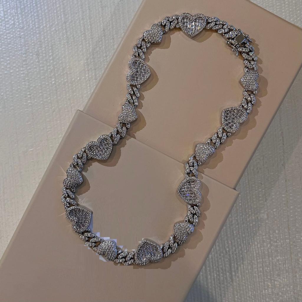 Heart Charm Necklace Pave 5A Cubic Zirconia Cuban Link Chain High Quality Hip Hop Ice Women Jewelry