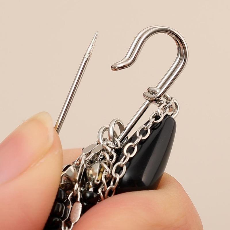European and American Cross-border Hip-hop Ins Style Crystal Bead Tassel Chain Brooch Design Sense Suit Pin Decoration