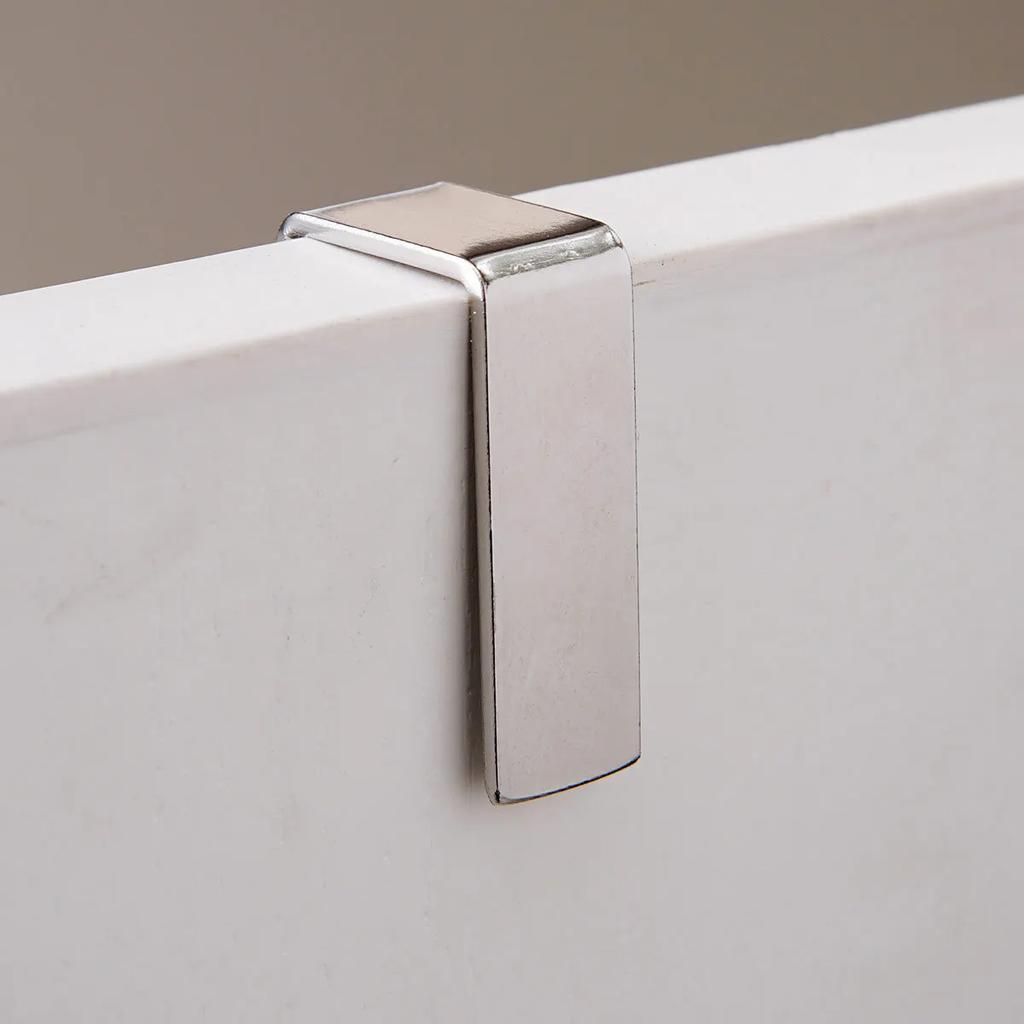 1pc Stainless Steel Non-Perforated Paper Towel Rack Kitchen Plastic Wrap Under The Cabinet Hanging Roll Paper Storage Rack Shelf