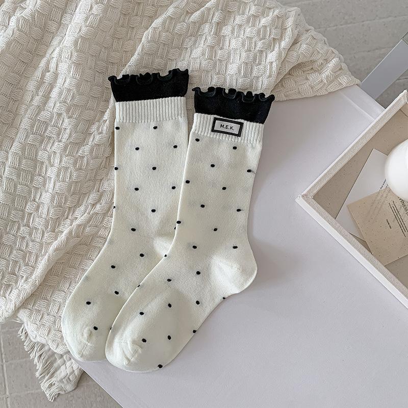 Lady Spring and Autumn Sweet Pokdot Cloth Label Matching Color False Two Wooden Ear Side Boneless Tube Pile Socks