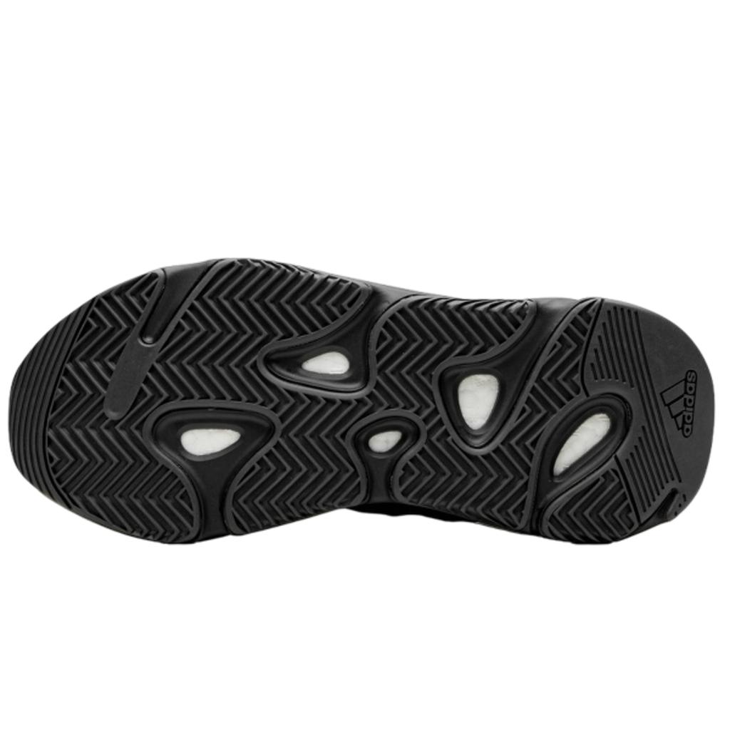 Yeezy 700 MNVN Triple Black