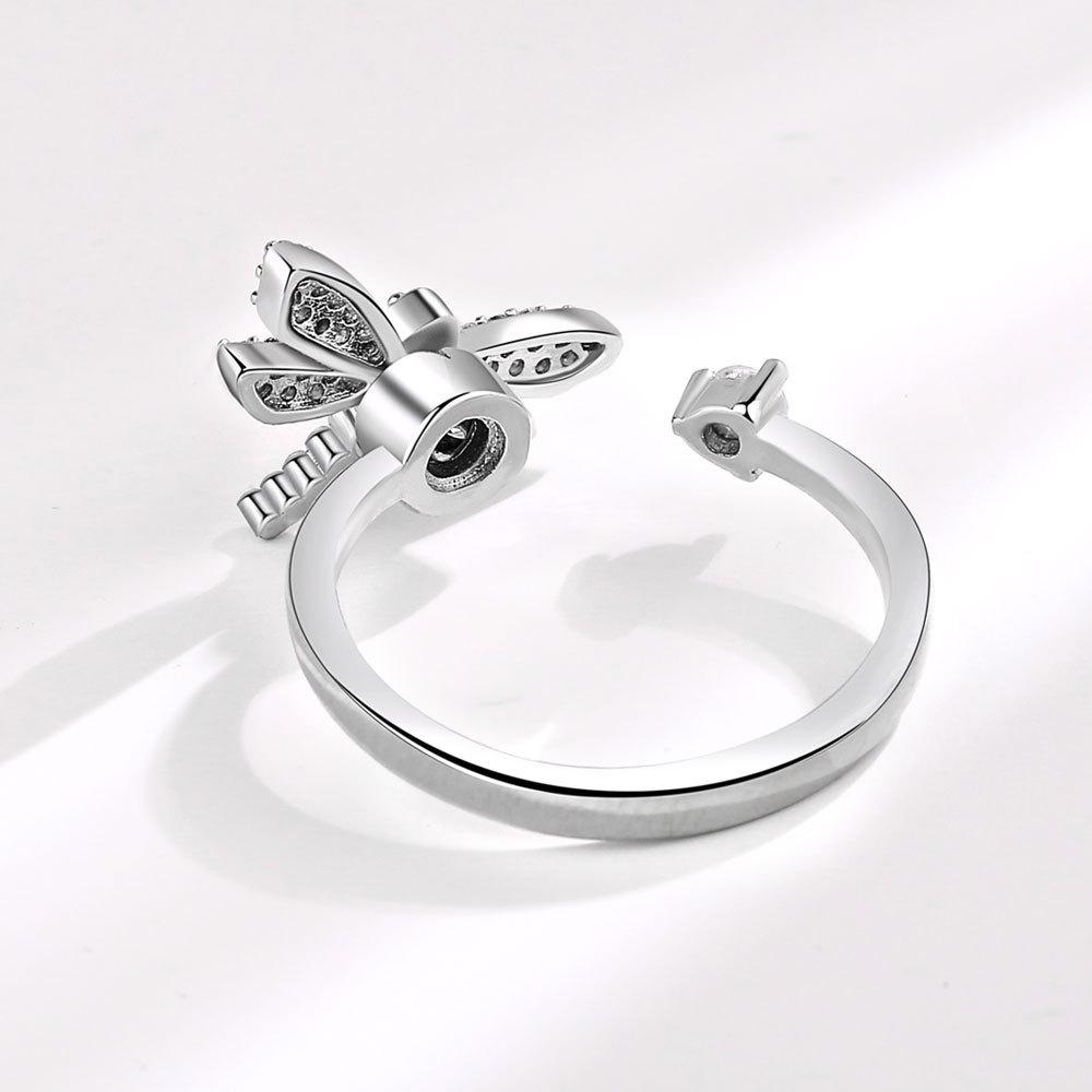 Fashionable Swirling Zirconia Ring With Dragonfly Design For Womens Stylish Jewelry
