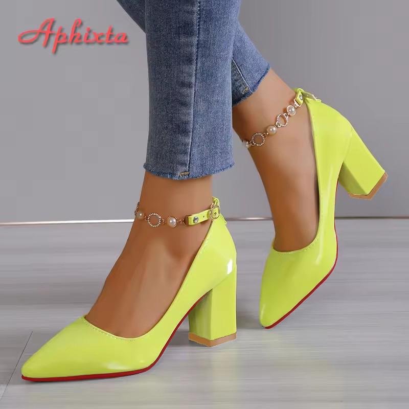 Fashion Aphixta 2024New Luxury Rhinestone Pearl Chain 7cm Chunky Heels Pumps Women Shoes String Bead Pointed Toe Bling Crystals Pumps
