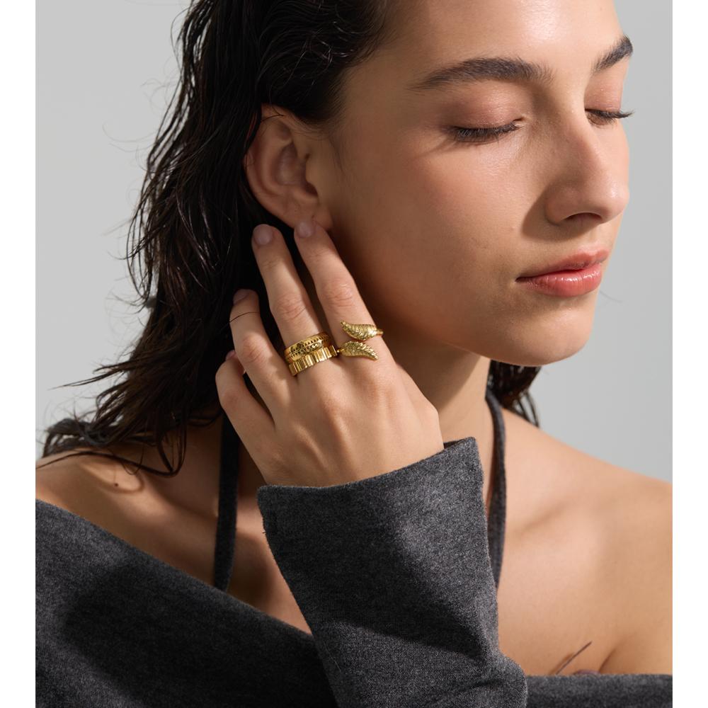 Yhpup Size 678 Stylish Unique Stainless Steel Metal Casting Ring Rust Proof 18K Golden Plated Distinctive Jewelry for Ladies