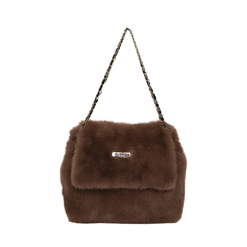 Autumn/Winter 2025 Women's Plush Makeup Bag: Trendy Large-Capacity Clutch & Crossbody Shoulder Bag