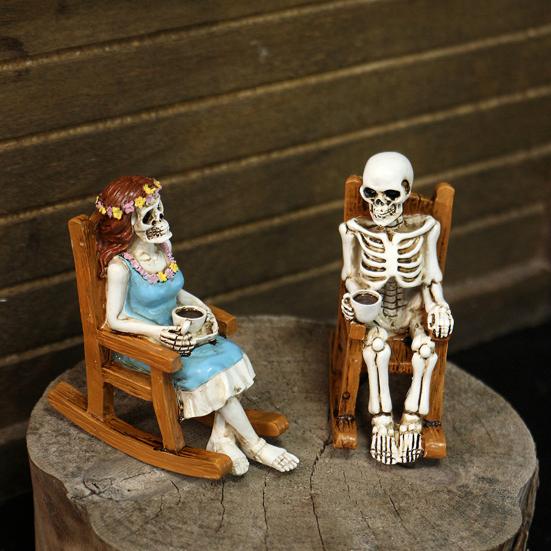 Skeleton Couple Figurine Resin Male And Female Skeleton Ornament Skeleton On Rocking