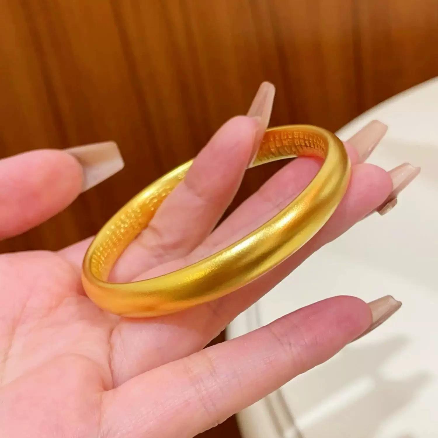 

Gold-Plated Heritage Heart Sutra Closed Bangle: Antique Style Women s Imitation Gold Bracelet Heart Sutra Closed 60 Size [47.22g]