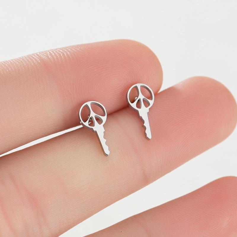 Unisex Stainless Steel Punk Musical Note Earrings with Whirlwind Design