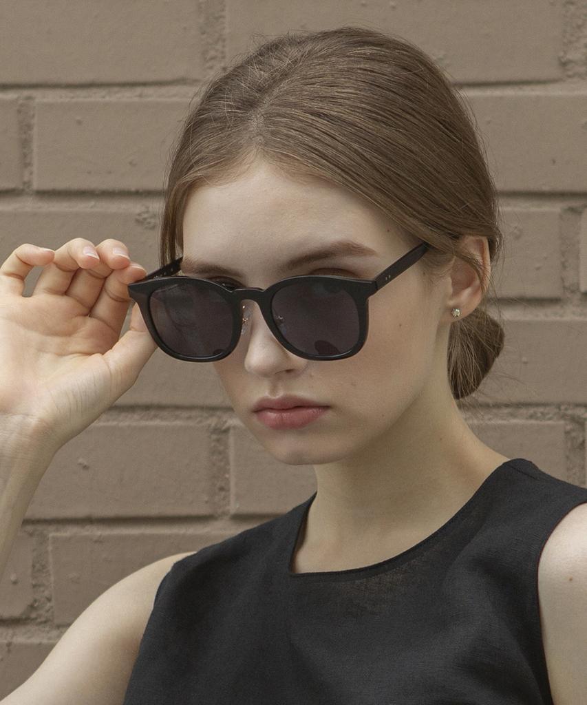 Odeuaiweeo Ali Sunglasses Black