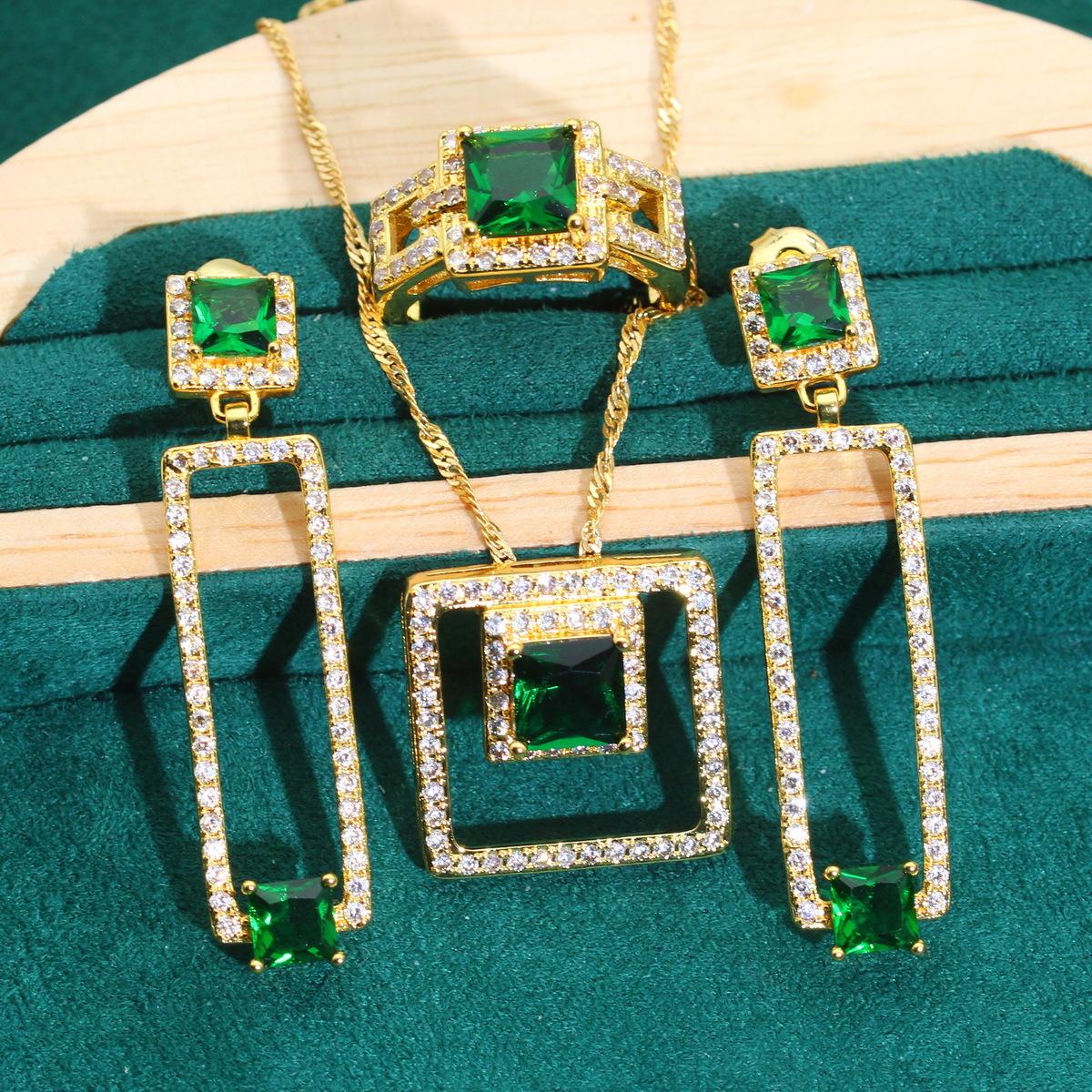 

Европа и США хит микро инкрустация ювелирные изделия антиаллергенный циркон ожерелье серьги ювелирный комплект 10 yards