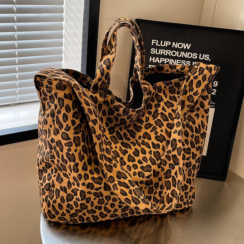 Niche Leopard Print Canvas Tote Bag Women's Bag Casual Large Capacity Fashion Handbag Korean Version Foreign Style Shoulder Messenger Bag