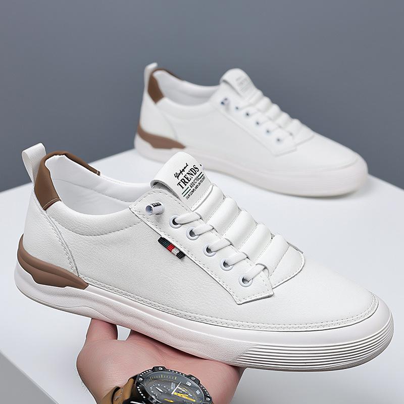 Módní návrhář Pánské boty na prkně z hovězí kůže Jaro Podzim Měkká podrážka Ležérní tenisky pro muže Módní platforma Zapatos Para Hombre