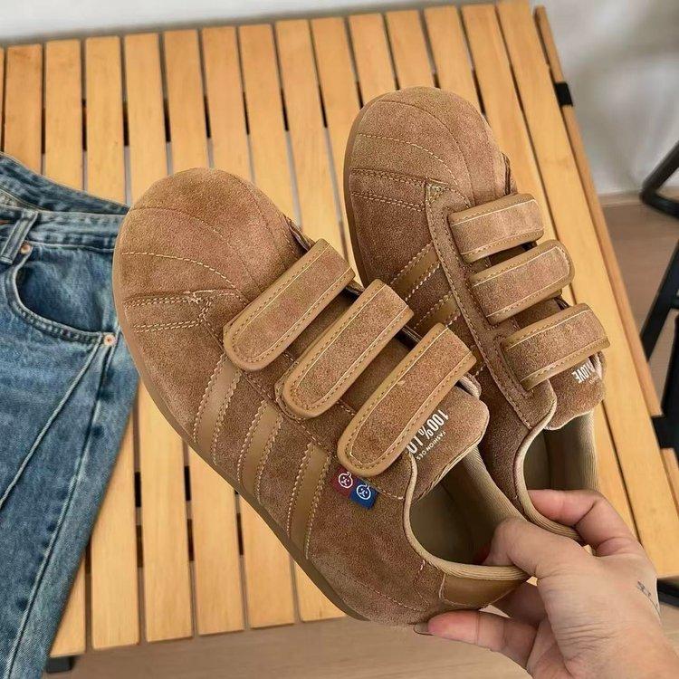 2025 autumn new leather platform training shoes women's versatile Velcro retro fashion casual sports shoes
