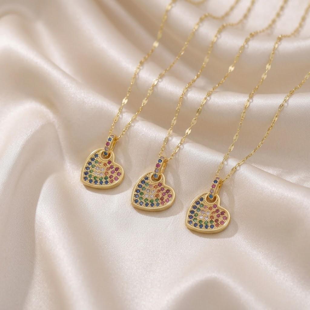 Cute Female Crystal Rainbow Zircon Stone Heart Pendant Necklace Vintage Gold Color Wedding Jewelry For Women
