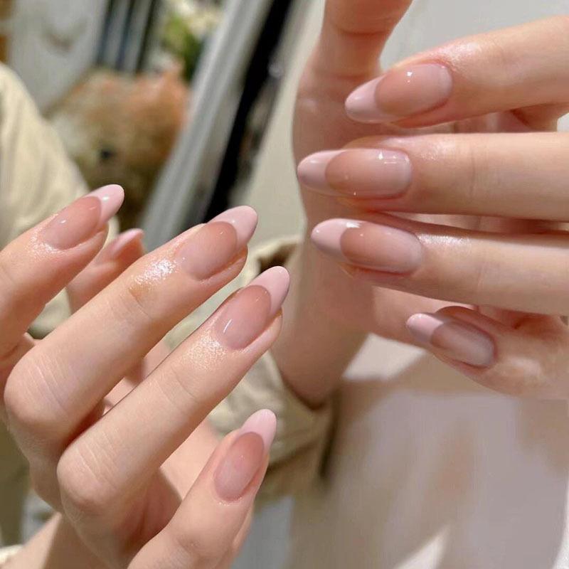 10 Stück Nude Handgemacht Gradient Französisch Mandel Klar Kristall Press-On Nägel Full Cover Falsche Nagelspitzen Maniküre