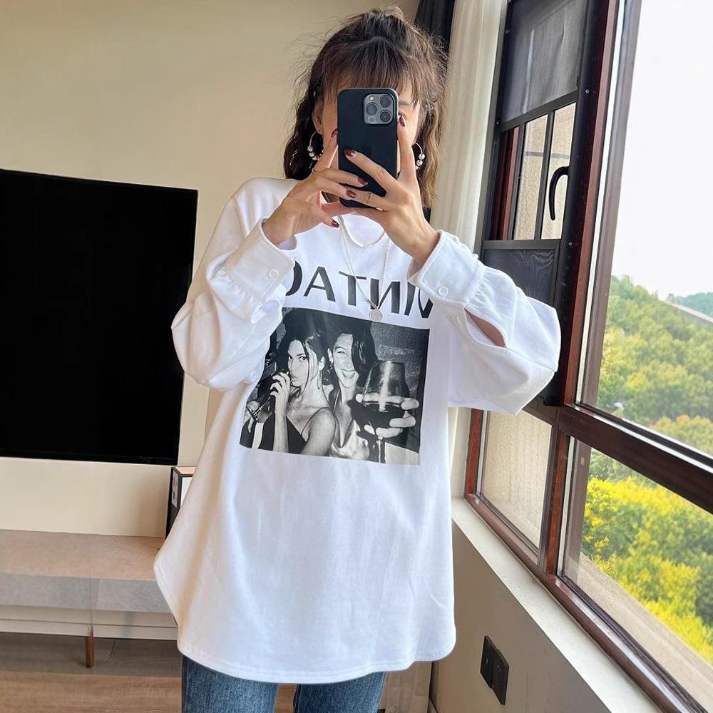 

Топ ранней осени Белая футболка с длинными рукавами Осенняя женская новая свободная внутренняя рубашка Женские модели весны и осени XXL