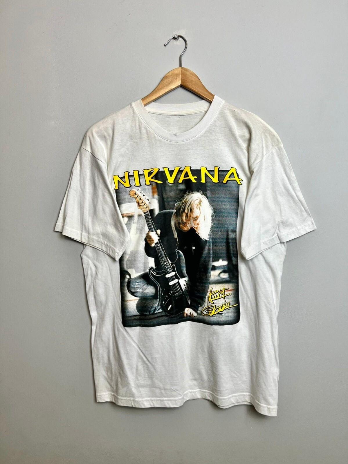 Rare Vintage Kurt Cobain 00s Tshirt Nirvana Grunge Band Tee Unisex T-Shirt S