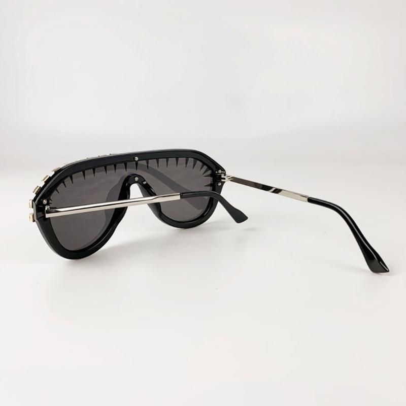 Blingbling Sunglasses with Crystal Rivet Frame for Female Male Unisex Music Festival and Hiphop Dancing Party Dressingup
