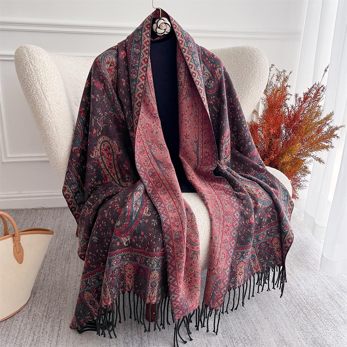 

Luxury Cashmere Winter Scarves Embroidery Elegant Poncho Pareo Cape Warm Pashmina Shawl Chunky Headscarf Wrap Lady Turban for daily use 68x180cm